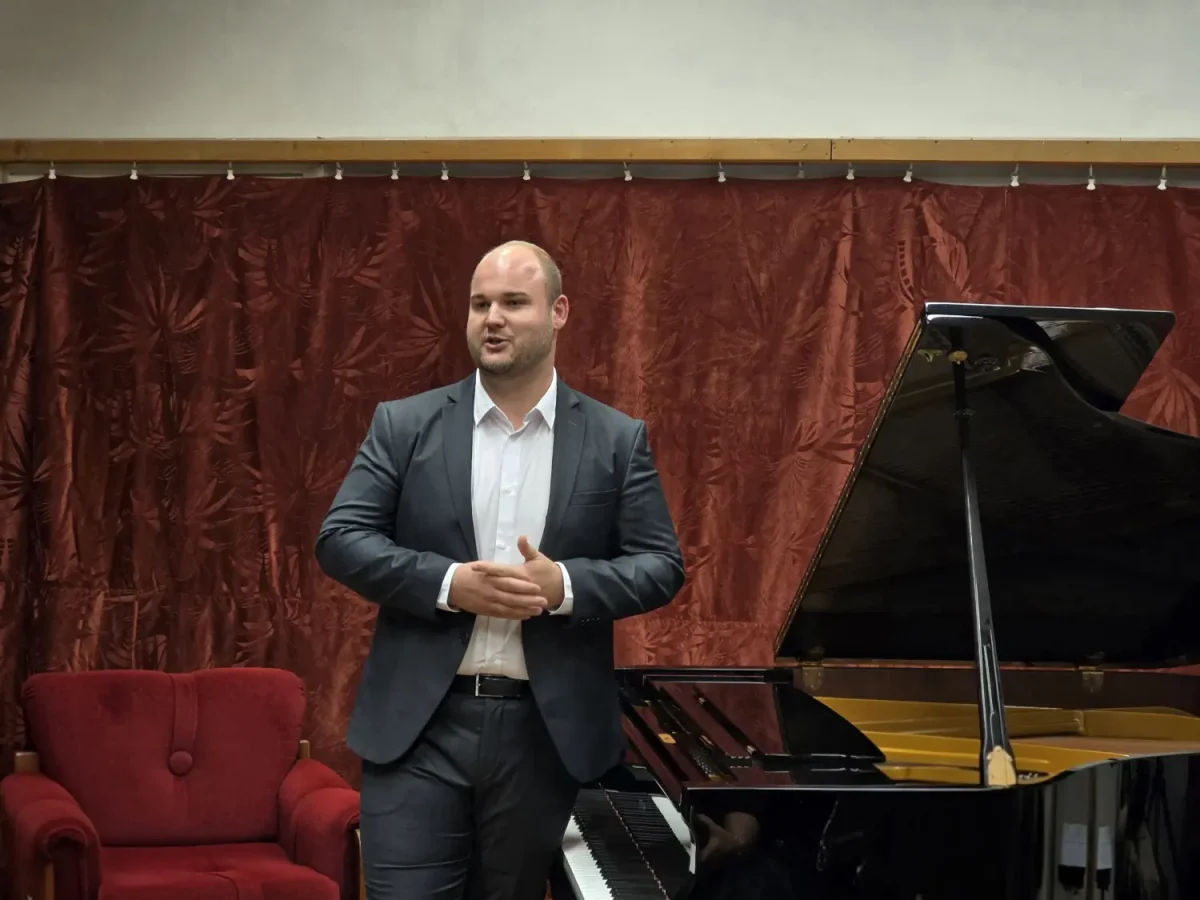 20251001_174216(1)(1)